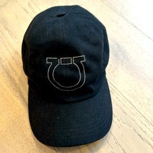 unisex ferragamo baseball hat